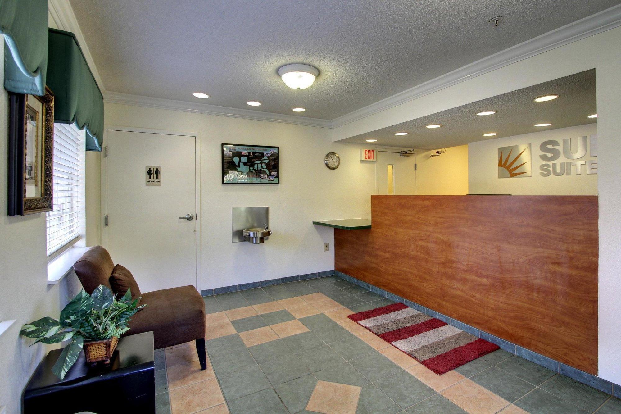 Intown Suites Extended Stay Birmingham Al - Lakeshore Parkway Zewnętrze zdjęcie